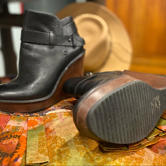 Dolce Vita Color Wedge Bootie Size 7 - Picture 4 of 11